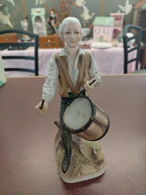 vintage Lefton China ''Spirit of '76'' patriot drummer porcelain figure