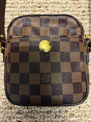 Louis Vuitton Rift Damier  Small Zip Crossbody Bag Gold Hardware Red Lining
