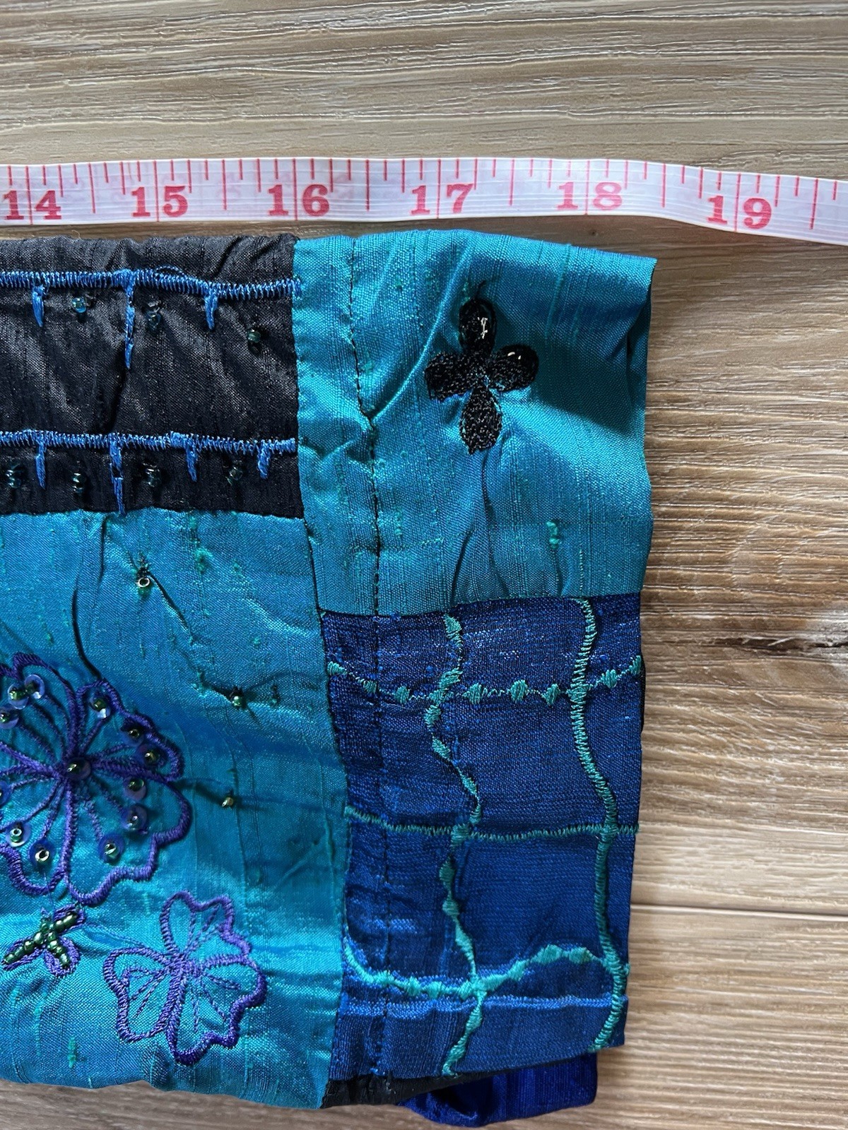 VTG 100% SILK Sequin Patchwork Jacket Shacket Emb… - image 8