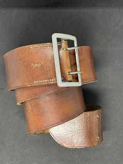 Original German WW2 Luftwaffe Officers Leather Belt