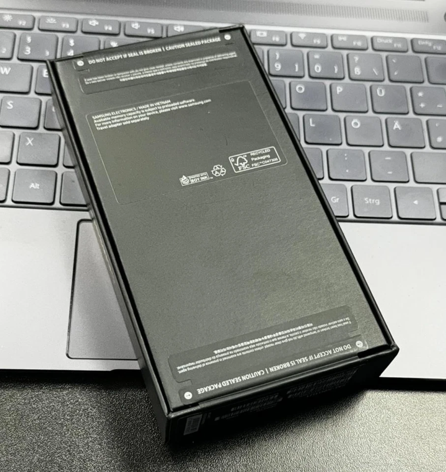 Samsung S22 Phantom Black Schwarz 128GB NEU OVP Versiegelt  - Bild 3 von 3