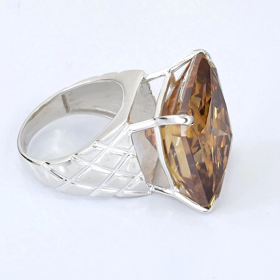 RARO Anillo Solitario de Diamantes Champagne Tratados Certificado 16.20 Ct en Plata 925. Foto 3 de 4