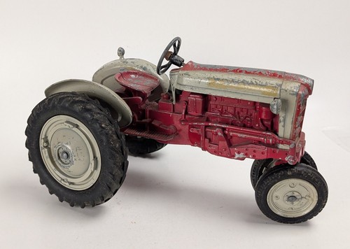 1950’s Hubley Die Cast Ford 961 Tractor W20 - Picture 6 of 7