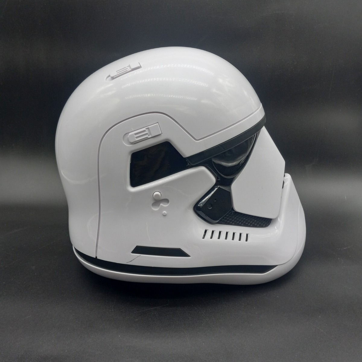 FIRST ORDER STORMTROOPER ELECTRONIC HELMET Star Wars Black Series