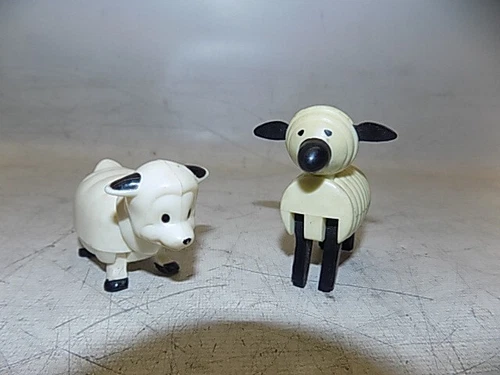 Vintage 'Fisher Price Farm Animals 2 different sheep