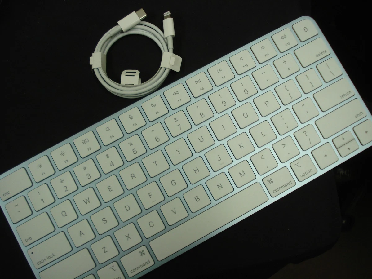 非売品 Magic keyboard Touch ID USB-C 最新ブルー色 Apple Magic Keyboard with Touch ID - Blue, Used