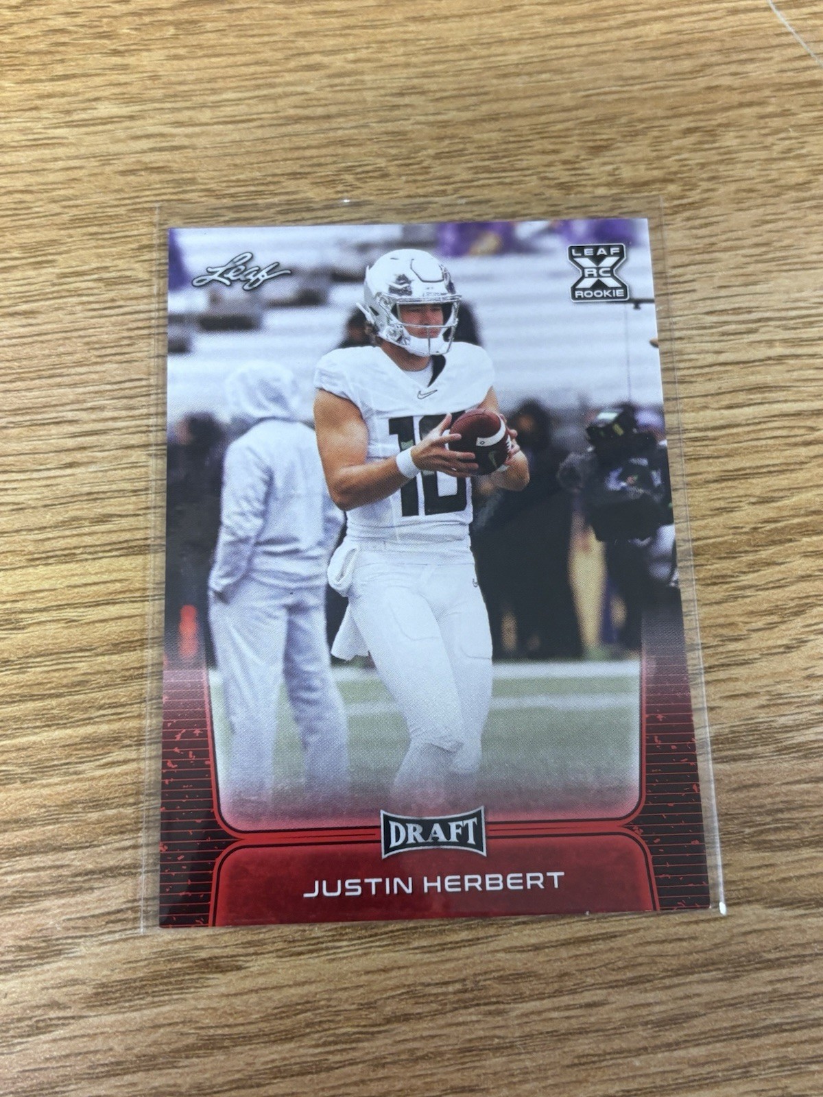 2020 Leaf Draft Justin Herbert Red Parallel RC #3 - LA Chargers