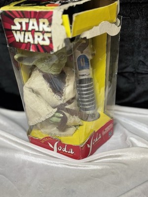 (2000) Interactive Star Wars Yoda with lightsaber by Hasbro/Tiger Electronics.