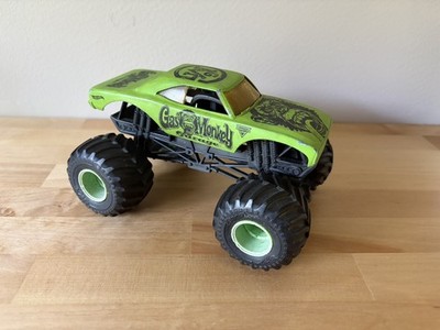 Hot Wheels Monster Jam 2016 Gas Monkey Garage Die Cast Large Truck 1:24 Scale