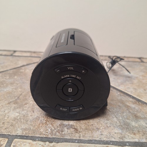 Sony ICF-C11iP Radio Alarm Clock iPod/iPhone Lightning Dock (spares or repair) - Picture 3 of 5