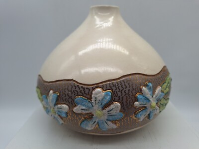 Art Pottery Container Ceramic Flowers Leaves Border Signed Debbie's ' 74 ' Cream