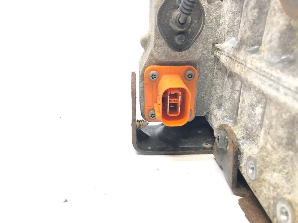 Chevrolet Volt 2016-2019 híbrido calefacción refrigerante bomba de intercambio OEM 22816851 Foto 2 de 4