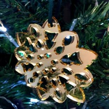 Fluffy Snowflake Christmas Tree Decorations Mirrored