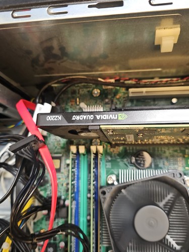 Lenovo ThinkStation P300 Workstation i7-4790 @ 3.60GHz 16GB,1TB HDD,NVIDIA K2200 - Picture 11 of 22