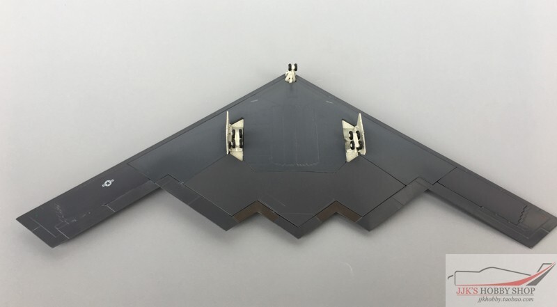 Herpa 1/200 U.S. Army B-2A Stealth Bomber American Spirit static