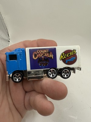 Hot Wheels 1991 General Mills Cereal truck - Cocoa Puffs Reese s Count Chocula