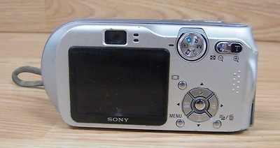 Sony Cyber-shot N50 コンパクトデジタルカメラ FOR PARTS* Sony Cyber - Shot (N50) 7.2 Mega Pixels Digital Camera