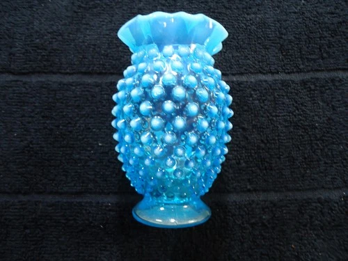 Vtg Fenton 4" Tall Opalescent BLUE Hobnail Floral Bud Vase #1 Excellent Cond