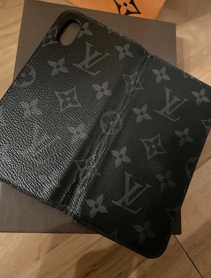 Funda Louis Vuitton Monograma Eclipse iPhone X / XS Folio - Auténtico Cuero LV Foto 4 de 4