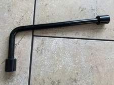 Dacia Sandero BS orig. Radschlüssel 8200832772 schwarz aus 2009