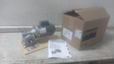 #ad Dayton 4CVT7 0.5 Input HP 56 Nameplate RPM 115 208 230VAC AC Gearmotor $499.99