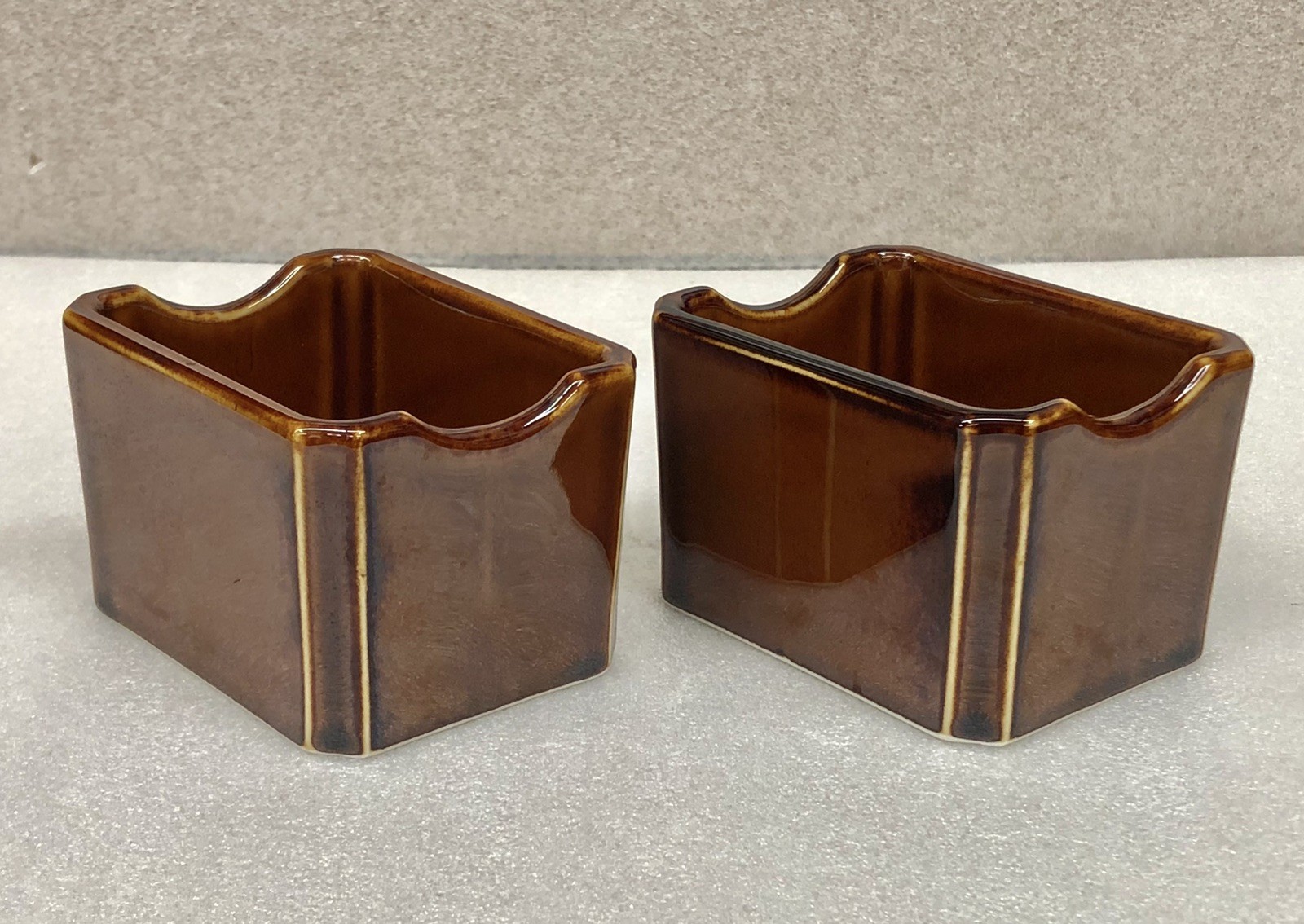 Pair (2) Vtg 1970's REGO E699-29 G Restaurant Ware Sugar Packet Holders Japan