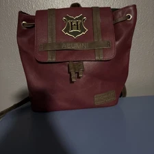 Harry potter Hogwarts Backpack Maroon Excellent Condition
