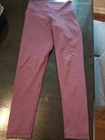 Echt Plum scrunch bum 3/4 length tights - size S