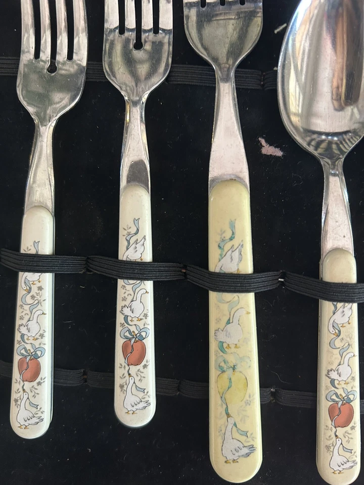 International Stoneware Marmalade 鹅和苹果 27 件套盒装 — 第 2/4 张图片