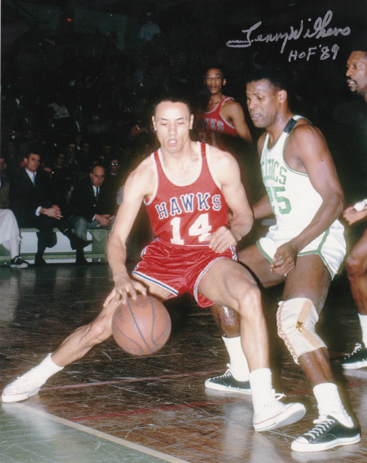 LENNY WILKENS ST. LOUIS HAWKS HOF 89 ACTION SIGNED 8x10 