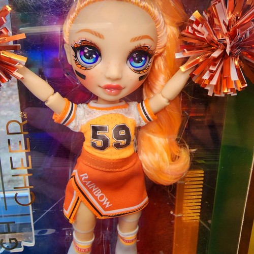 🌟Rainbow High Fashion Doll🌟 Poppy Rowan Cheerleader Orange Cheer Pom Pom NEU! - Bild 2 von 4