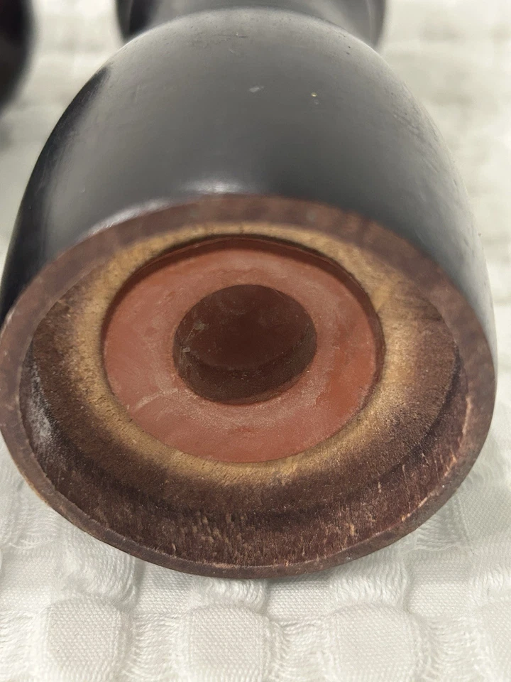 Olde Thompson Juego de molino de pimienta y salero de madera oscura de 6" Foto 4 de 4