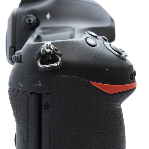 Nikon D6 20.8MP DSLR Camera Body Shutter Count 336146 - Picture 12 of 12