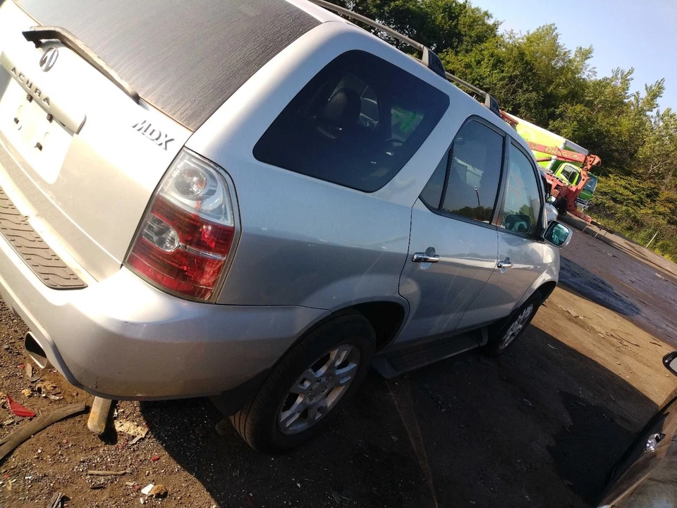 Acura MDX 2004 guardabarros derecho usado 168666 calidad OEM SUV de 4 puertas 234 k millas Foto 4 de 4