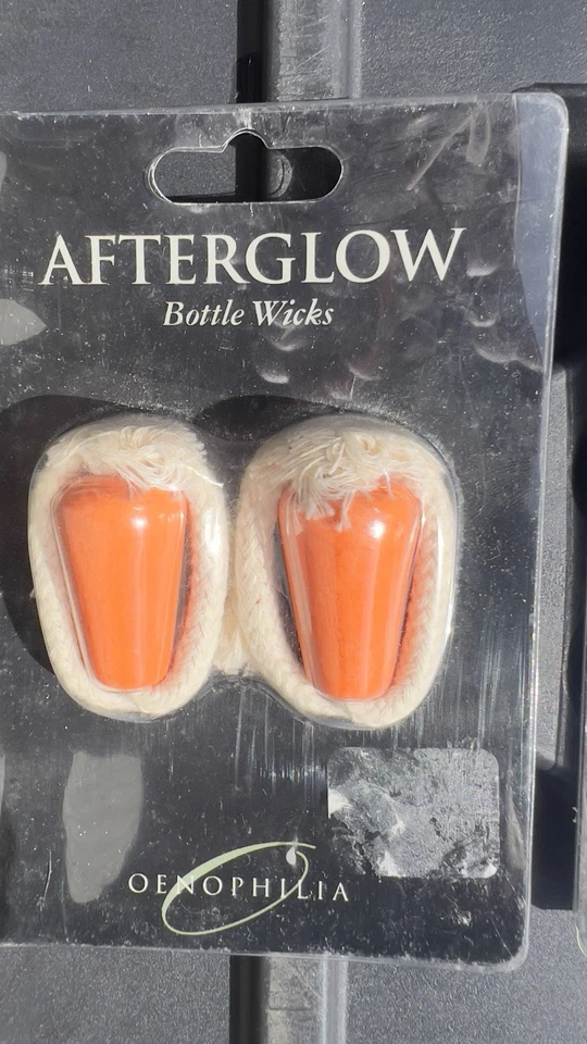 Mechas para botellas Afterglow de Oenophilia - Paquete de 2 (punta de metal y naranja) Foto 3 de 4