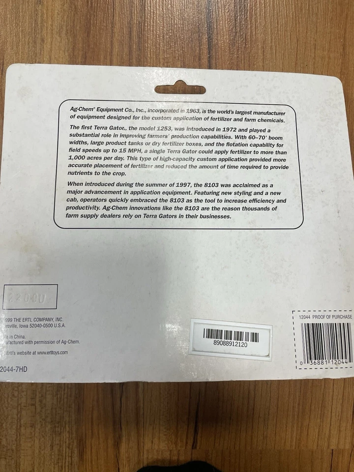 Ertl AG-Chem 8103 Terra Gator With Dry Fertilizer Load ERTL 12044 - Vintage 1/64 - Image 4 of 4