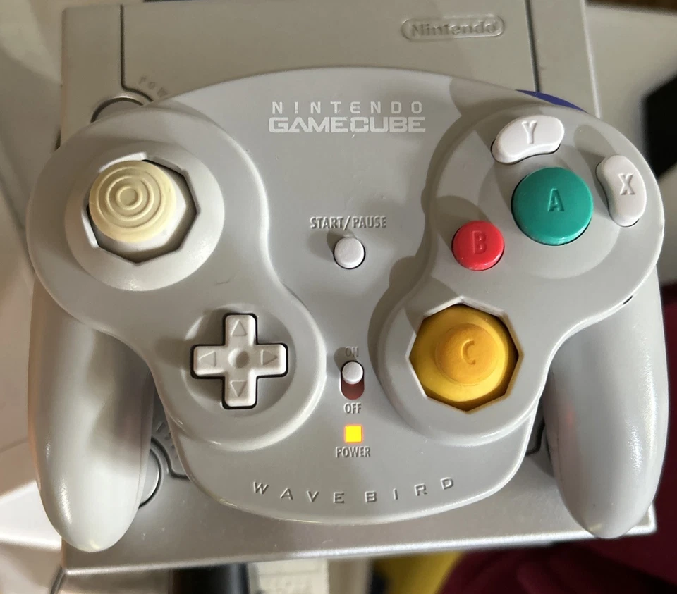Nintendo GameCube WaveBird Wireless Controller Gray DOL-004 & Receiver WORKS - Image 2 of 4