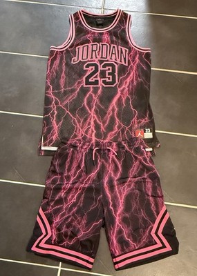 Jordan 23 Basketball Set Trikot +Shorts Schwarz Pink/blitz. Zustand wie Neu