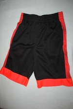 Boys BLACK  NEON ORANGE ATHLETIC SHORTS Textured Mesh 2 POCKETS Size XL 16-18