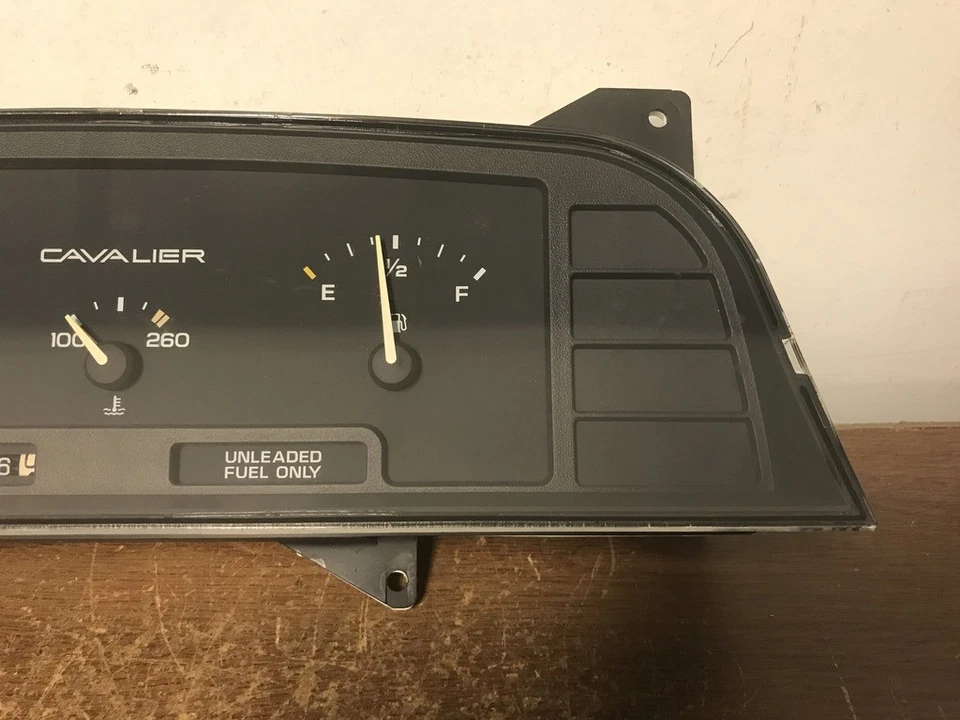 Chevrolet Cavalier 1994 en cuadro de instrumentos 139.126 millas Foto 3 de 4