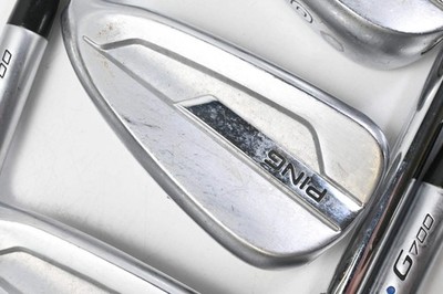 Ping G700 Eisen / 4-PW / Blue Dot / Regular Flex Ping AWT 2.0 Schäfte