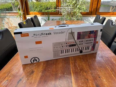 Arturia MiniFreak Vocoder - Synthesizer - 16 Monate Restgarantie