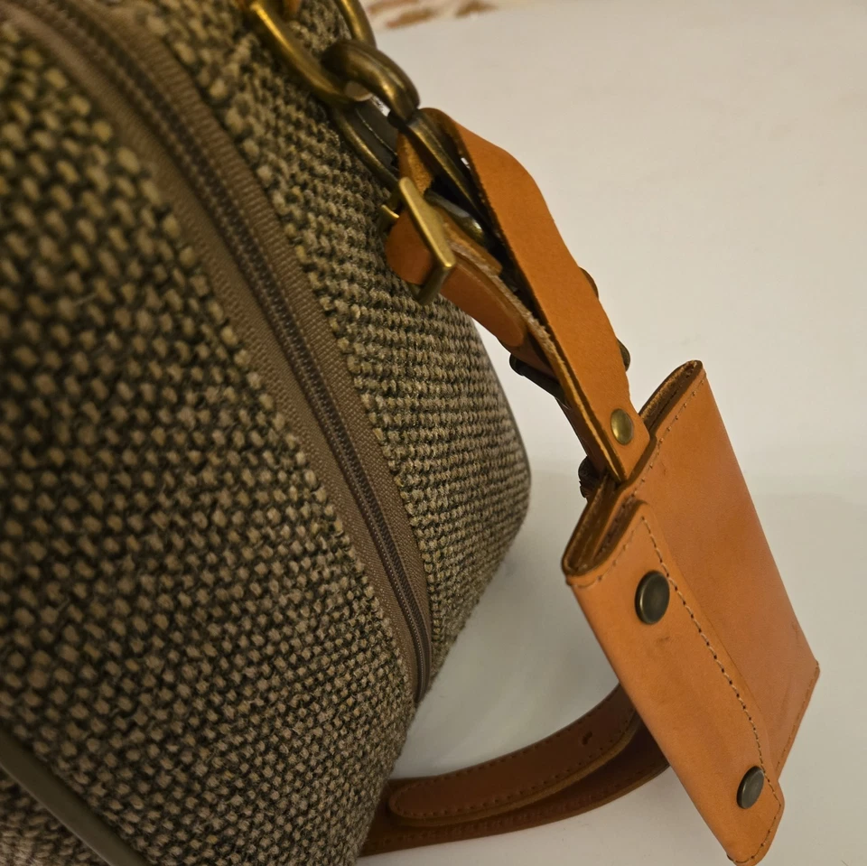Vintage Hartmann Tweed Leather Duffle Bag Carry-On Weekender 14” USA Made - Image 3 of 4