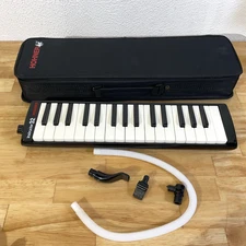 Hohner Instructor 32 Melodica w/ Accessories & Case