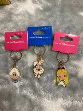 Disney Alice In Wonderland Tokyo Resort Piece Set