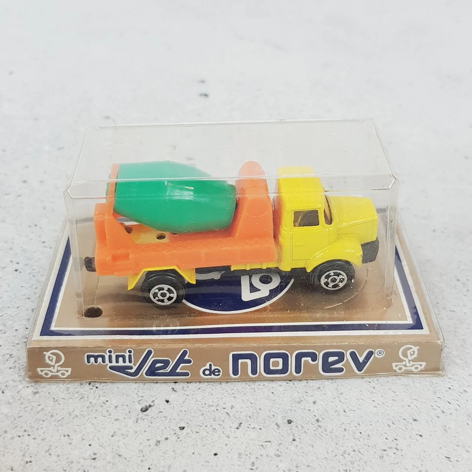 De colección - Mini Jet De Norev Diecast Truck 446 Renault RVI BETONNIERE Foto 3 de 4