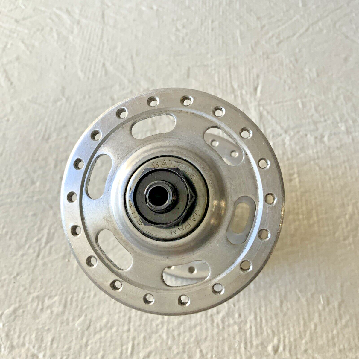 SUZUE FRONT HUB HIGH-FLANGE 36-HOLE 100 MM SPACING | eBay SUZUE FRONT HUB HIGH-FLANGE 36-HOLE 100 MM SPACING | eBay