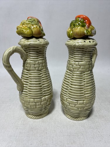 Vintage LEFTON Large Ceramic Salt & Pepper Shakers Wicker Basket With Veg - Picture 2 of 9