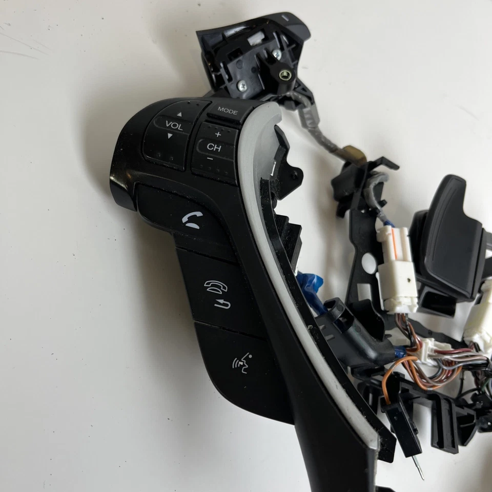 2017 Acura Rdx Wheel Radio Cruise Control Switch OEM - Image 2 of 4