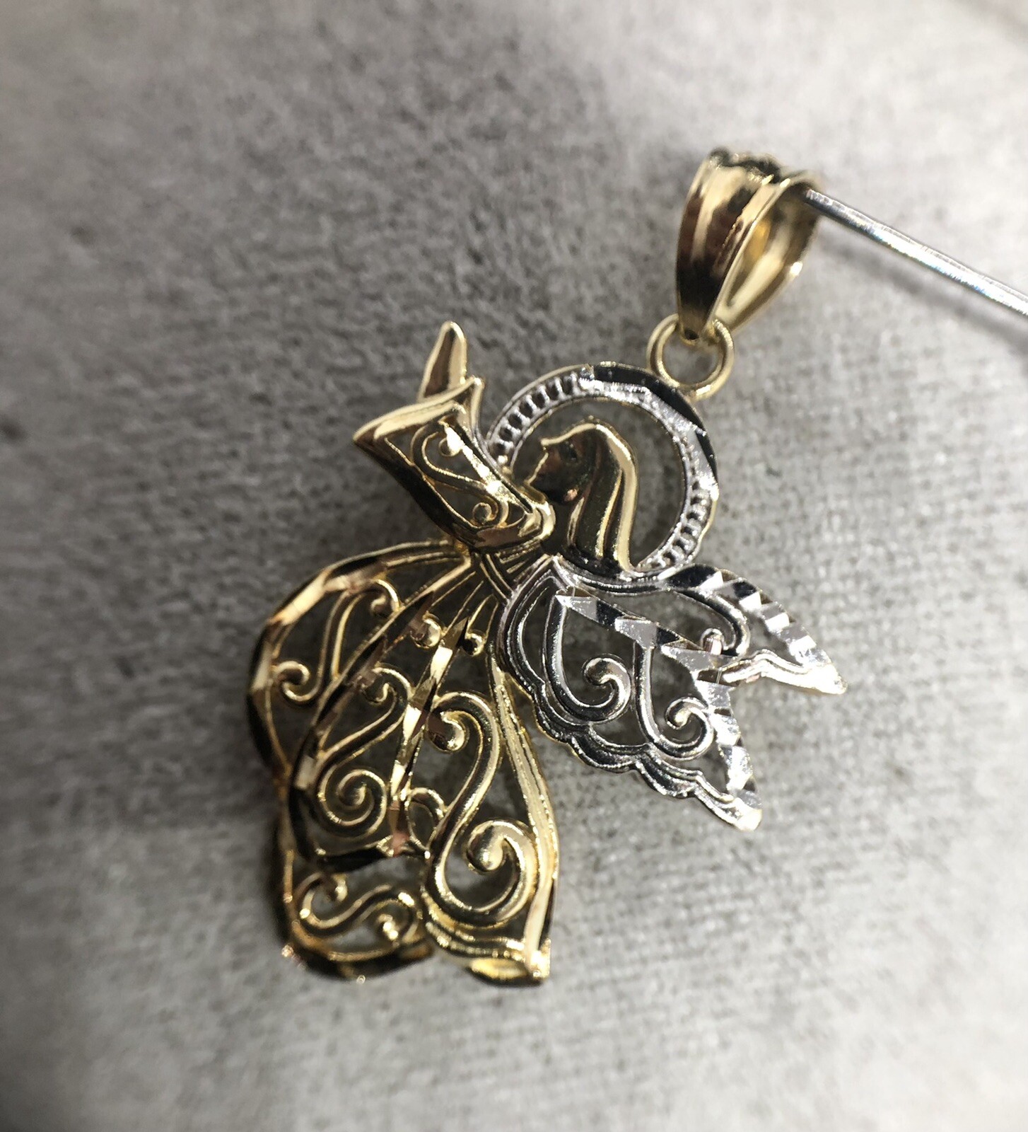 14k Yellow Gold Gabriel Angel Jesus Accented Filigree… Gem